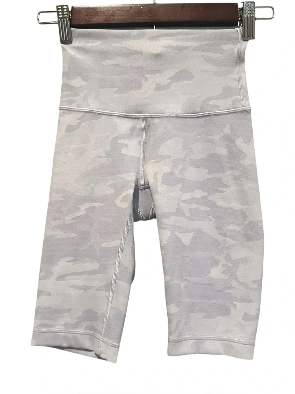 LULULEMON Wunder Under HR Short 10” Alpine White Gray Camo Ribbed Biker Size 0